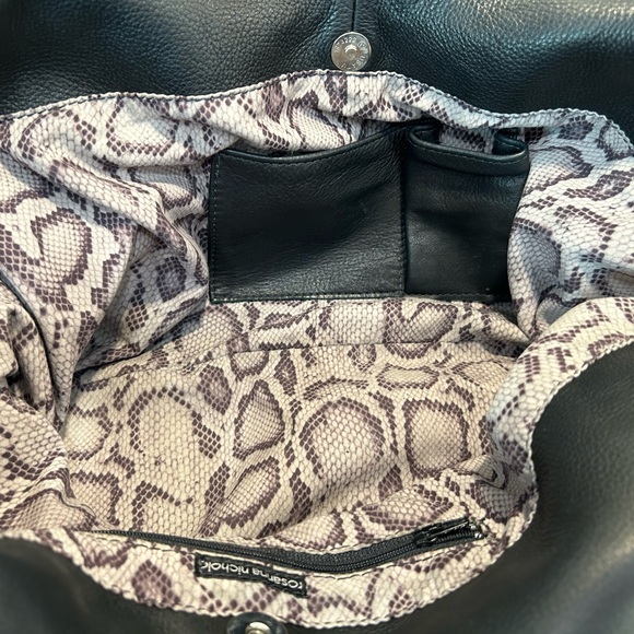 Rosanna Nichole black leather Super soft HOBO purse with snake pattern lining - Picture 7 of 16